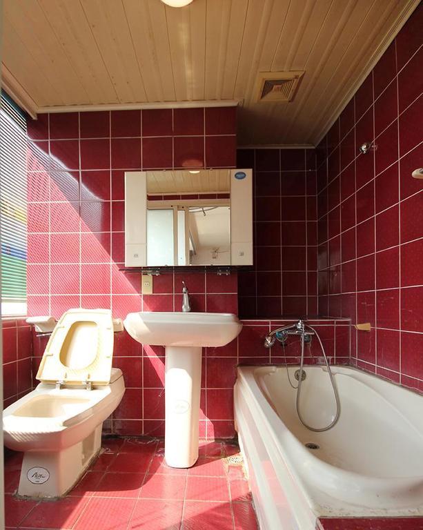 Broadway Hotel Tajcshung Kültér fotó
