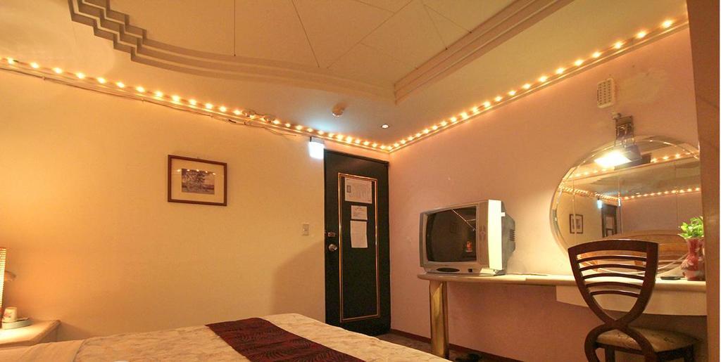 Broadway Hotel Tajcshung Kültér fotó
