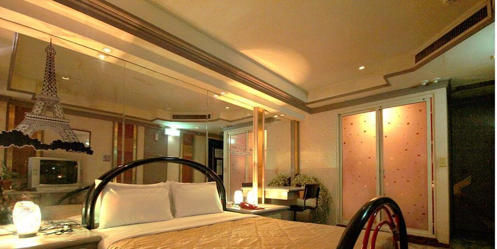 Broadway Hotel Tajcshung Kültér fotó