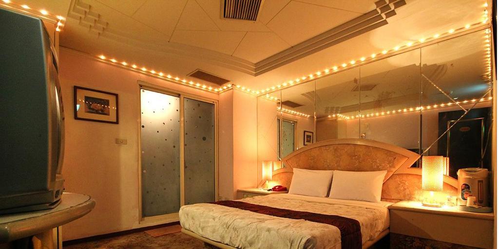 Broadway Hotel Tajcshung Kültér fotó